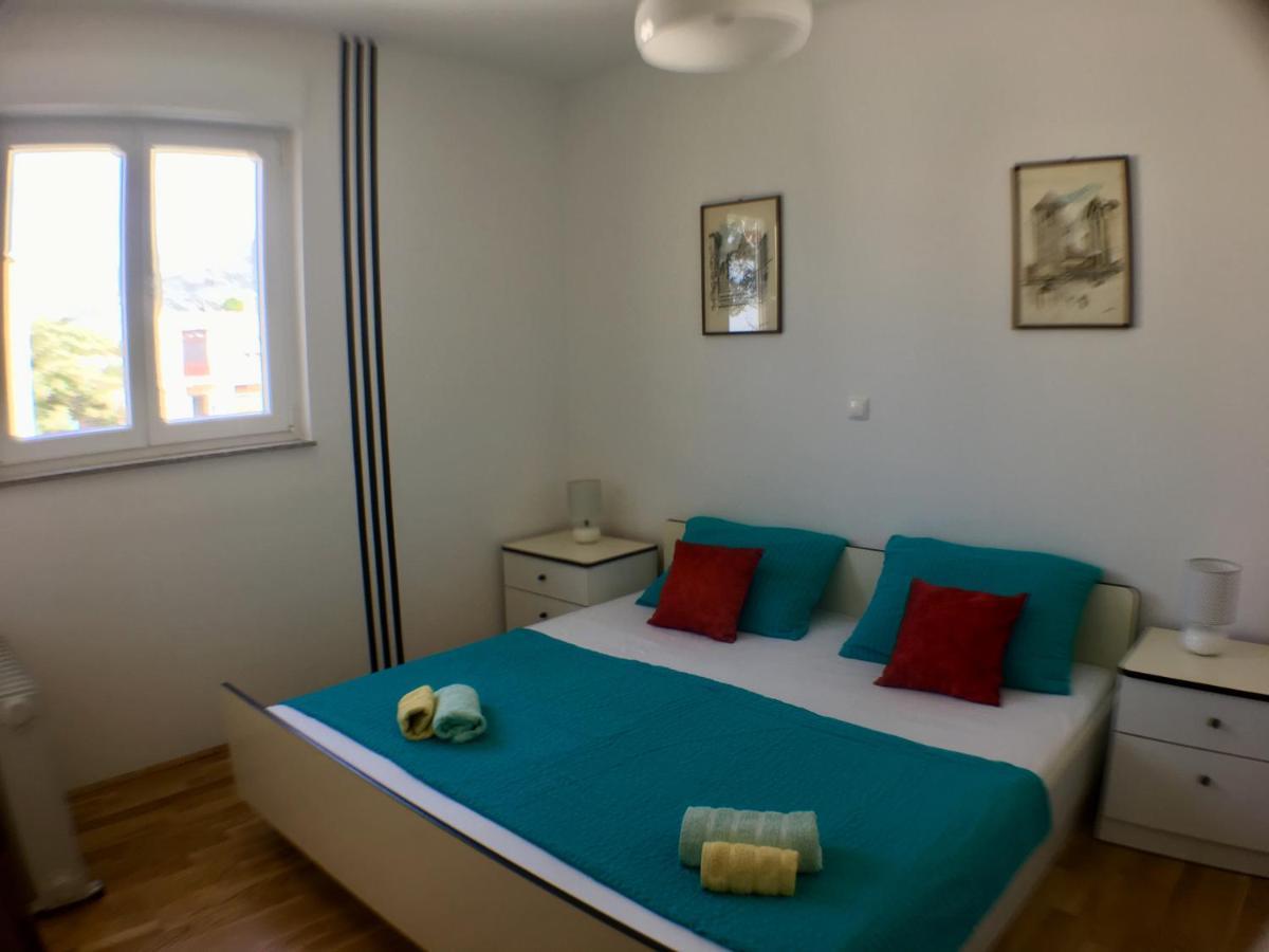 Apartment Popeye Макарска Екстериор снимка