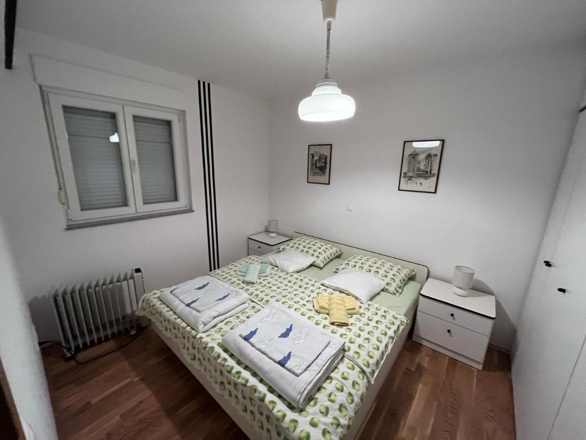 Apartment Popeye Макарска Екстериор снимка